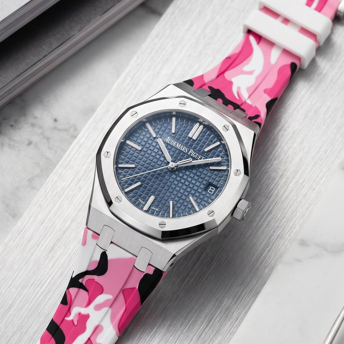 Kautschuk Armband - für alle Audemars Piguet Royal Oak 41mm - Pink Camouflage - Helvetus