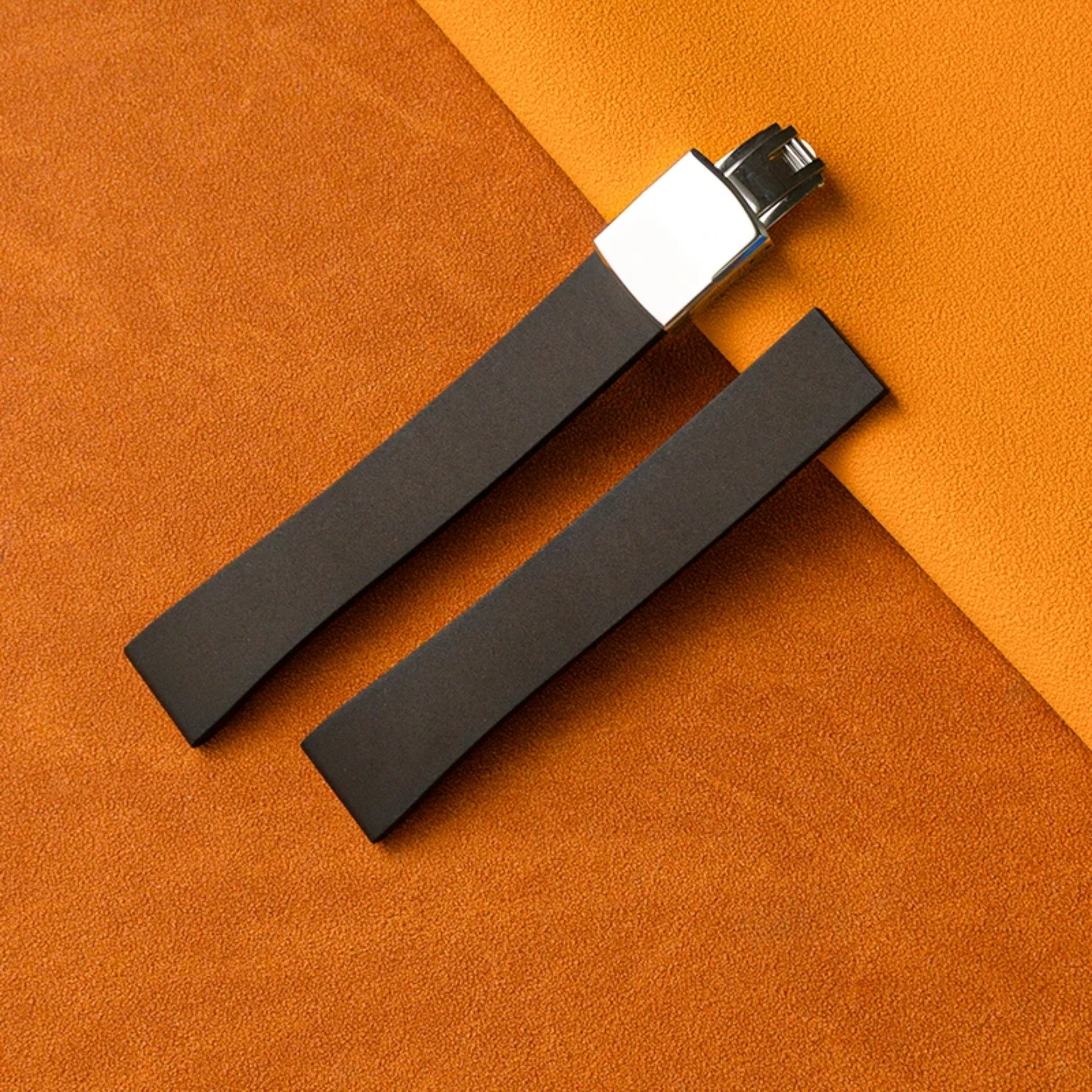 CTS Armband – Schwarz – FKM - Kautschuk - Helvetus DE
